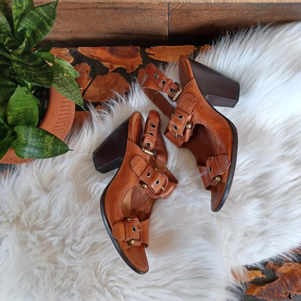 Frye Peek Toe Leather Chunky Heels
